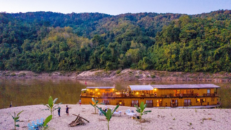 b�t, elv, mennesker